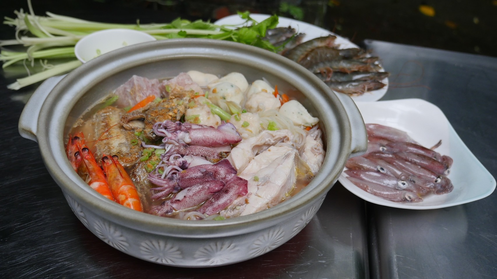 料多新鮮的小卷米粉